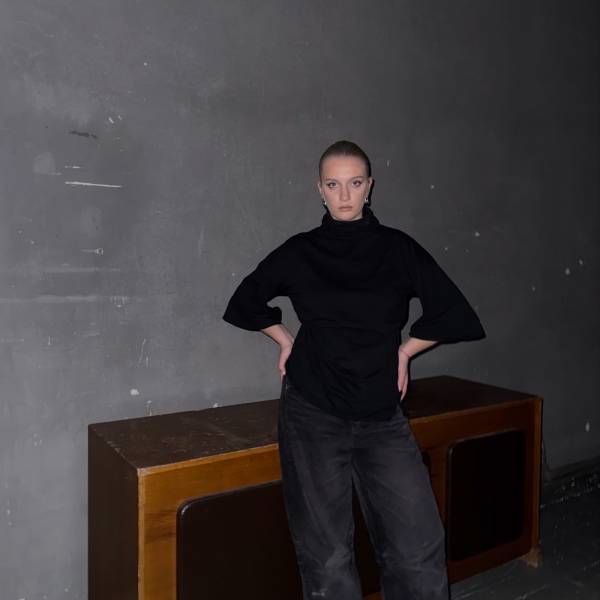 modelka s ID 01027FRX09 p031