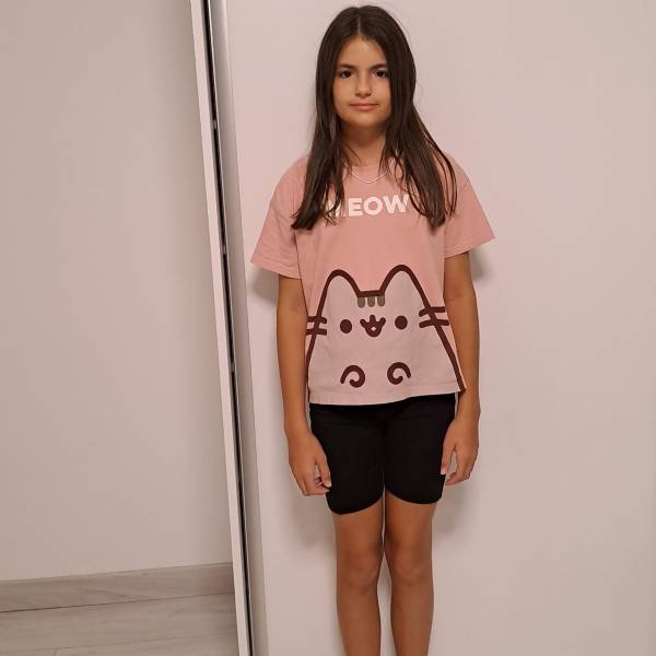 modelka s ID 01027JC8J9 p031