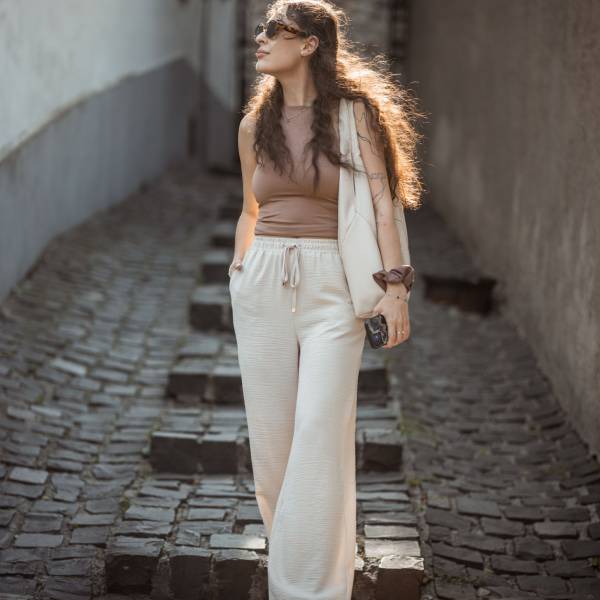 modelka s ID 01027NS6FF p031