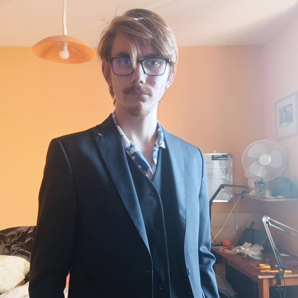 modelka s ID 01027PFEM4 p031