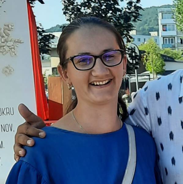 modelka s ID 01027W0981 p021