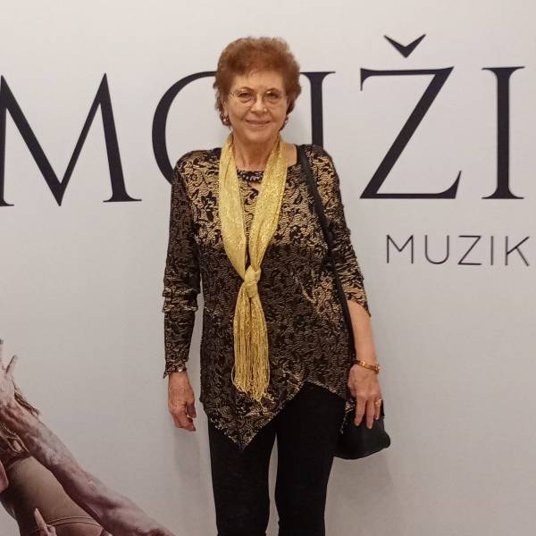 fotografia p012 profilu 010284MJZQ