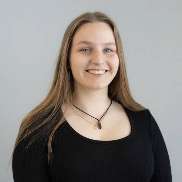 modelka s ID 010288PD94 p021