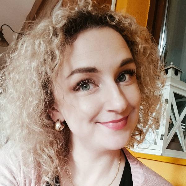 modelka s ID 01028GNA7L p021