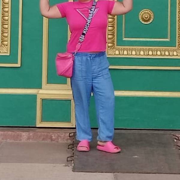 modelka s ID 01028KG9G6 p031