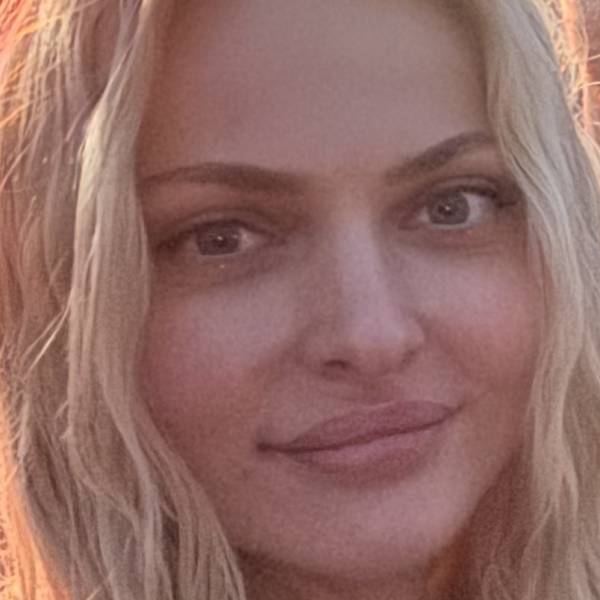 modelka s ID 01028KHWPD p021