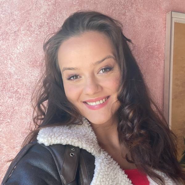 modelka s ID 01028NP2EG p021