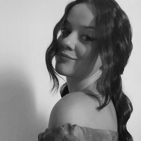 modelka s ID 01028NP2EG p031