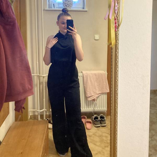 modelka s ID 01028S02H4 p031