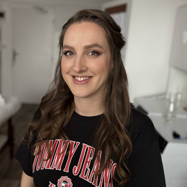 modelka s ID 0102931ZTA p021