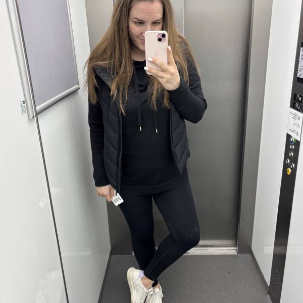 modelka s ID 0102931ZTA p031