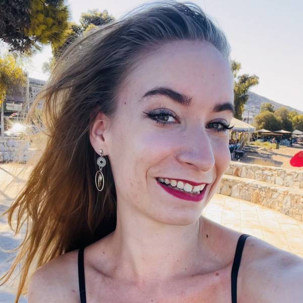 modelka s ID 010298LBL5 p021