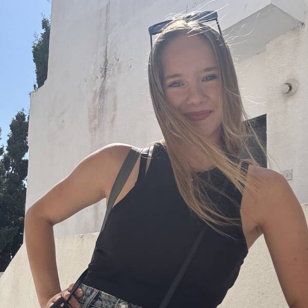 modelka s ID 01029DDJOG p021