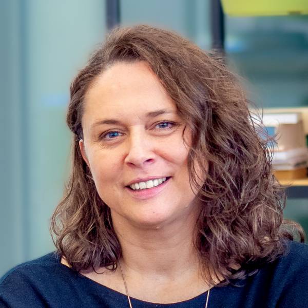 modelka s ID 01029QQK48 p021