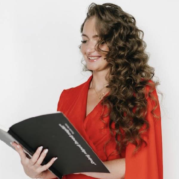 modelka s ID 0102A3UB6N p021