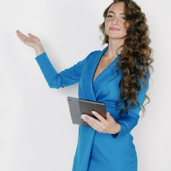 modelka s ID 0102A3UB6N p031