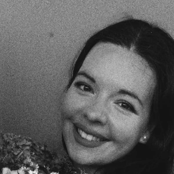 modelka s ID 0102AA8F60 p021