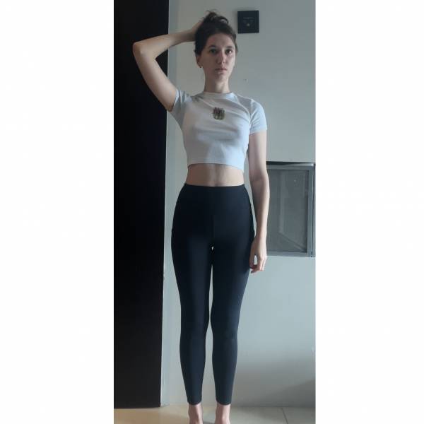 modelka s ID 0102AEBT0A p031