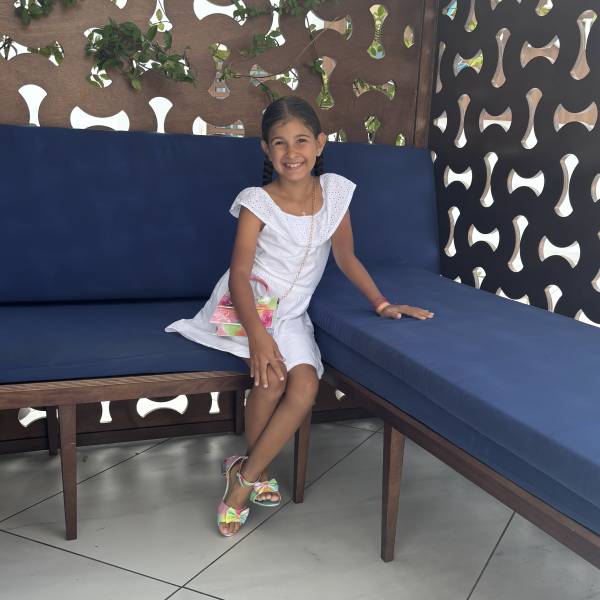 modelka s ID 0102AH7HDP p031