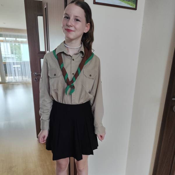 modelka s ID 0102B44NVU p031