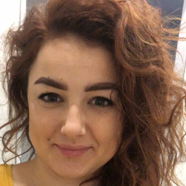 modelka s ID 0102B4Y3SO p021