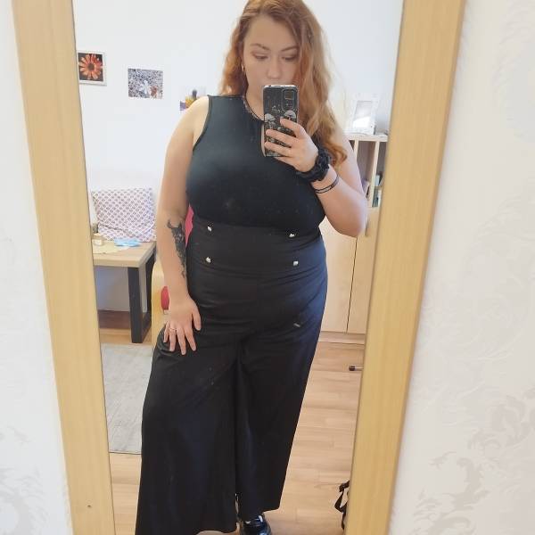 modelka s ID 0102B7E5ZU p031