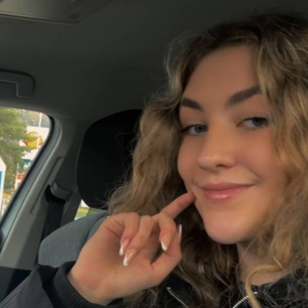 modelka s ID 0102BABIPG p021