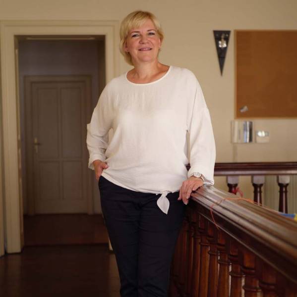 modelka s ID 0102BL3V0L p031