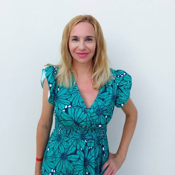 modelka s ID 0102BMI44H p021