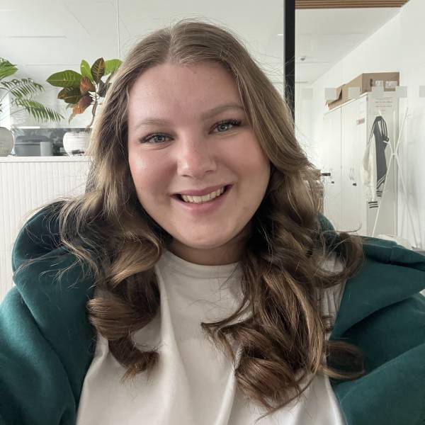 modelka s ID 0102BSLD4M p021