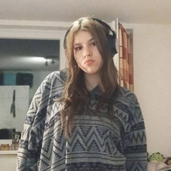 modelka s ID 0102BY53Z7 p031