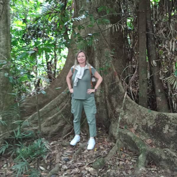 modelka s ID 0102C6YCZT p031