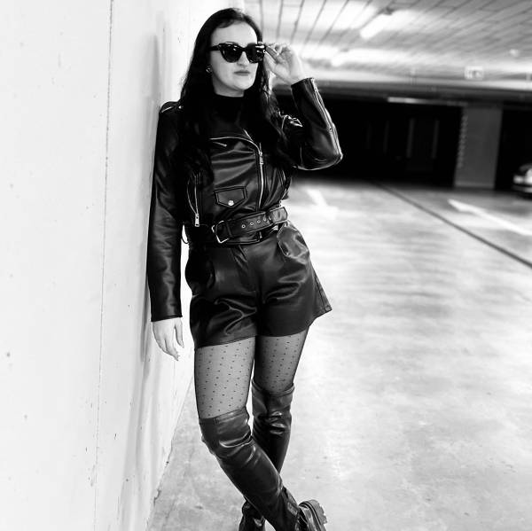 modelka s ID 0102C8V5PJ p031