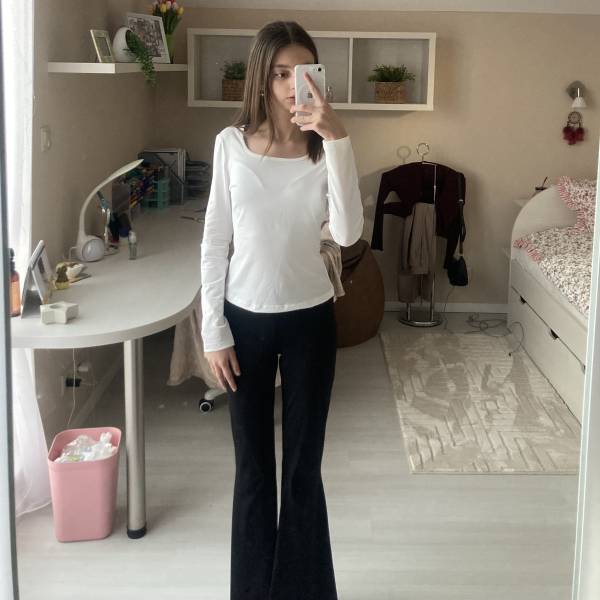 modelka s ID 0102CA40TK p031