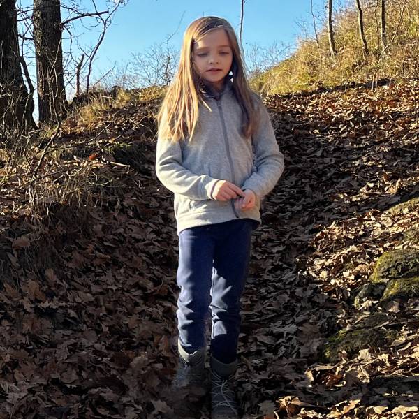 modelka s ID 0102CF0AXD p031