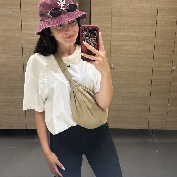 modelka s ID 0102CG65BO p031