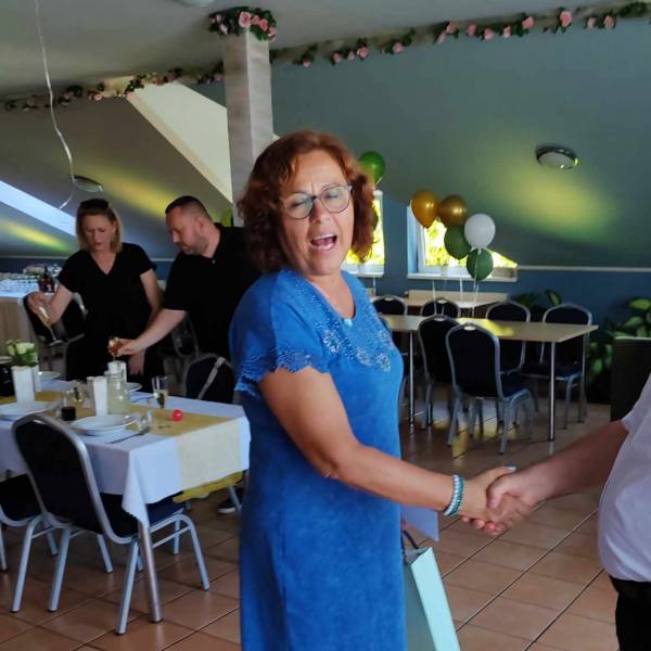 modelka s ID 0102CK7OV9 p021