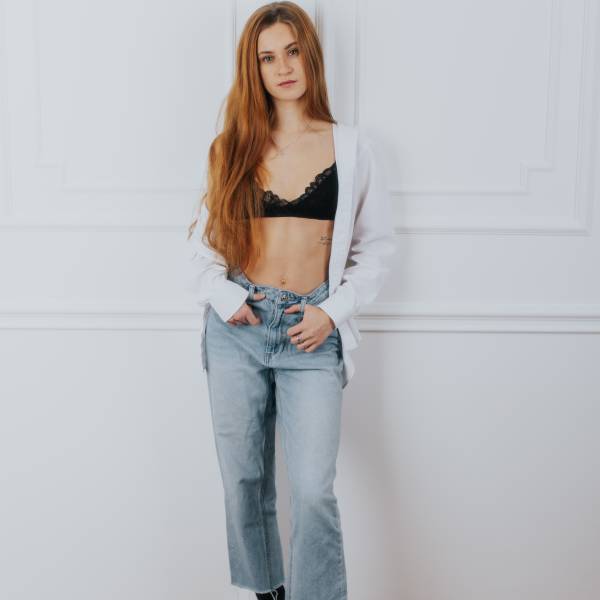 modelka s ID 0102CQYJSY p031