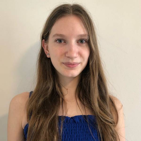 modelka s ID 0102CRFX5Q p021