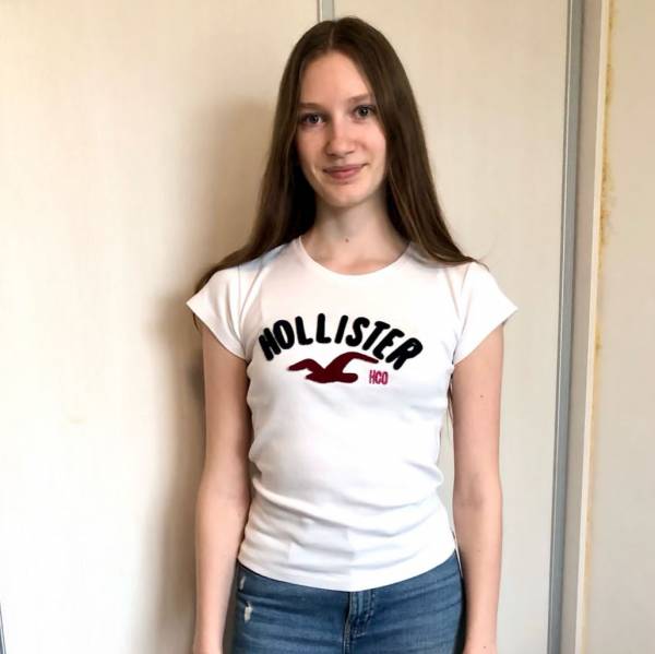 modelka s ID 0102CRFX5Q p031