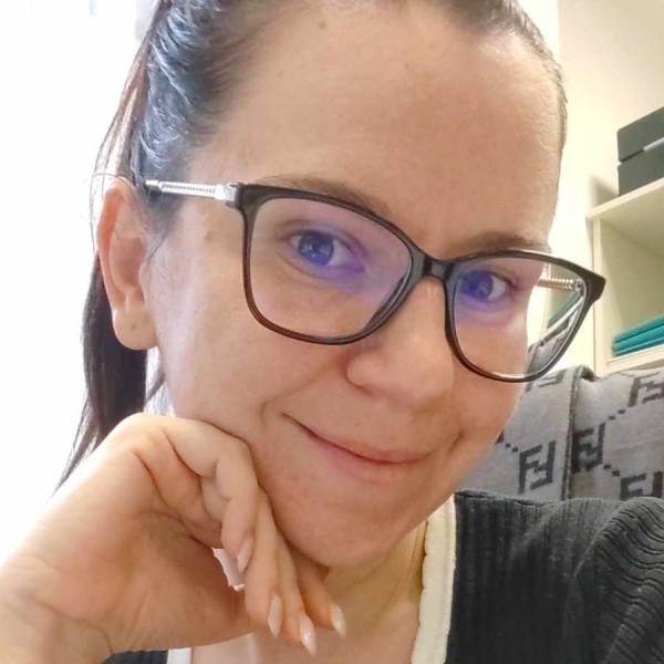 modelka s ID 0102CVV8DZ p021