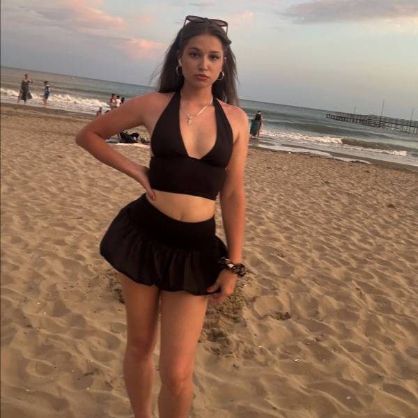 modelka s ID 0102CWW120 p031