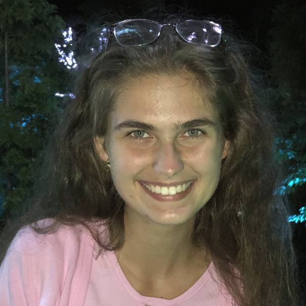 modelka s ID 0102CYEPFN p021