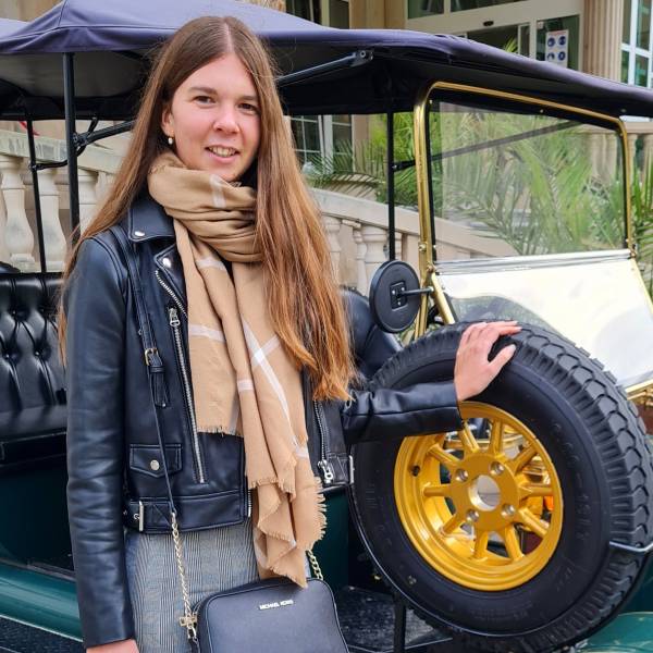 modelka s ID 0102D01NO6 p031