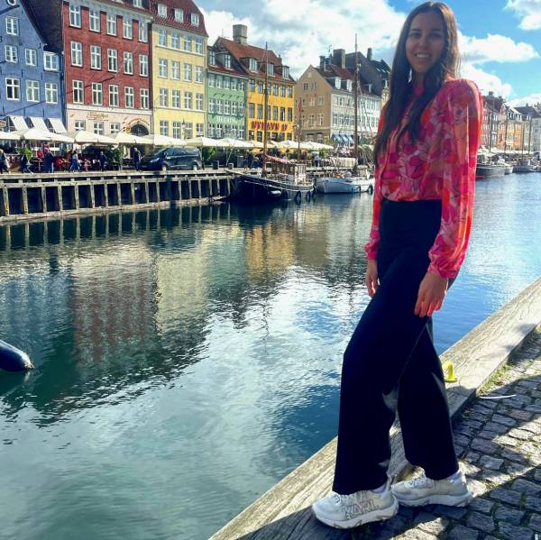 modelka s ID 0102D2DFYF p031