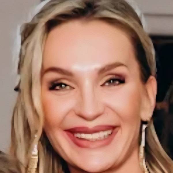 modelka s ID 0102DDEJ90 p021