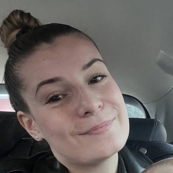 modelka s ID 0102DFJGY8 p021