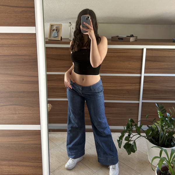 modelka s ID 0102DOWTZ2 p031