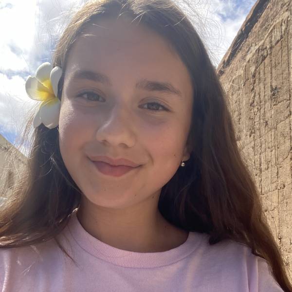 modelka s ID 0102DSSQHX p021