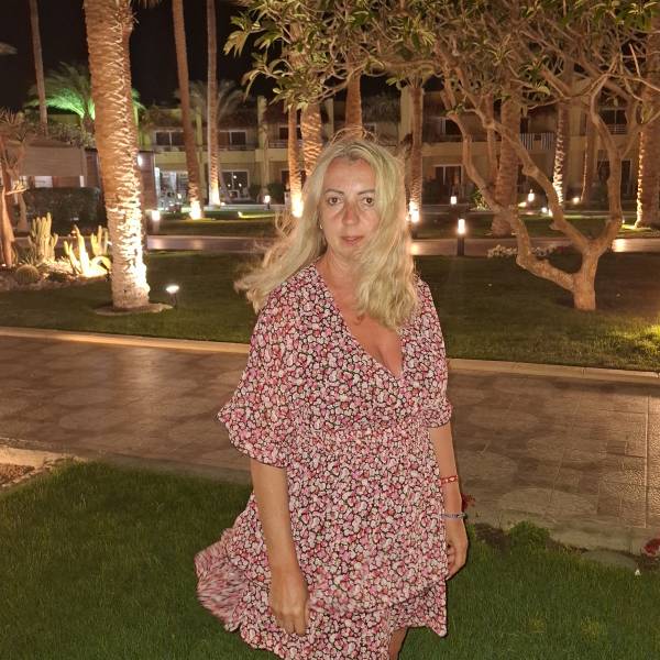 modelka s ID 0102DZGWYQ p031